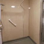 Jubilee Ground-Floor Single Bedroom 度假居 *